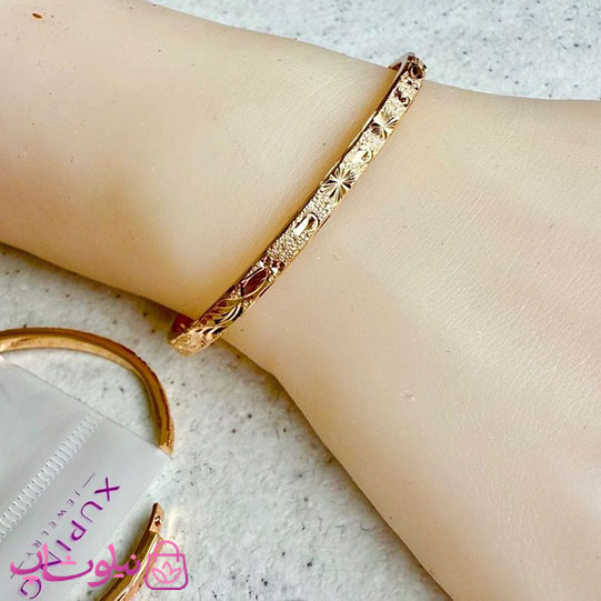خرید  دستبند النگویی زنانه ژوپینگ مدل طرحدار سایز 3 