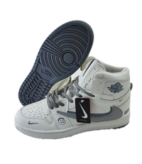 کفش اسپرت زنانه و پسرانه مدل نایکی تراویس ساقدار nike Travis سفید طوسی