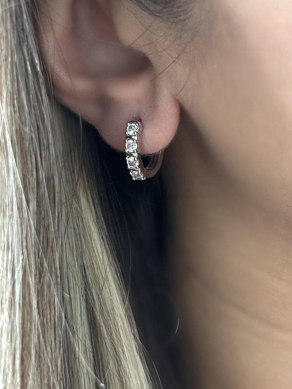 گوشواره حلقه ای نگین تنیسی