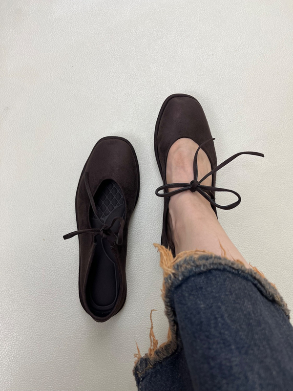 کالج زنانه عروسکی کلارک رو بند Clarks کد : 1483