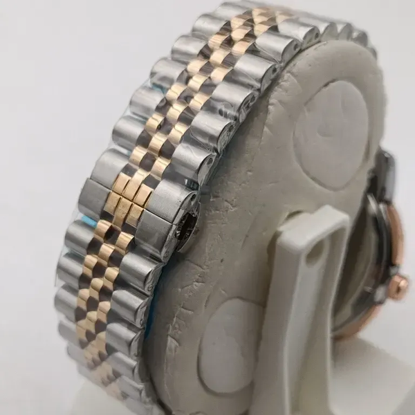 ساعت مچی مردانه بلیزر کرنوگراف استیل رزگلد صفحه مشکی بند حصیری