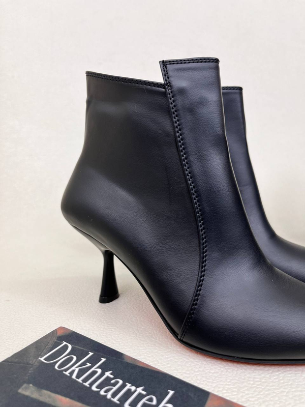 نیم بوت پاشنه دار زنانه کلاسیک زارا ZARA کد 1753 دختر طهرونی