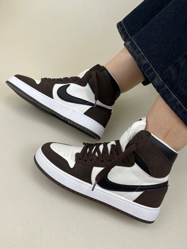 کتونی ساقدار زنانه نایک جردن 1 nike jordan1 کد 912
