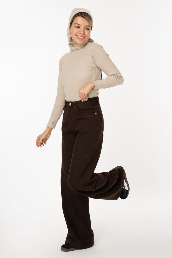 شلوار جین زنانه بگی قهوه ای تیره جک پات ریزشی رویال royal jeans