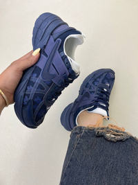 کتونی زنانه نایک  وی تو کی طرح گلدار   nike v2k Flowers Run Womans کد 1325
