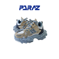 خرید کفش بچگانه برند نیوبالانس newbalance کرم طوسی