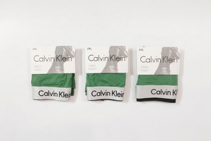 شورت مردانه نیم‌پا کلوین کلاین (Calvin Klein) رنگ سبز زیتونی – پک ۳ عددی سایز بزرگ 2XL و 3XL