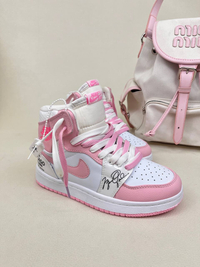 کتونی ساقدار زنانه ساقدار ایر جردن 1 امضای شیکاگو صورتی 1 NIKE AIR JORDAN کد 912