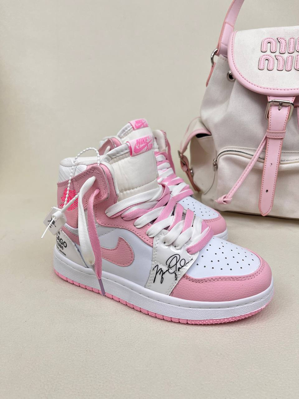 کتونی ساقدار زنانه ساقدار ایر جردن 1 امضای شیکاگو صورتی 1 NIKE AIR JORDAN کد 912