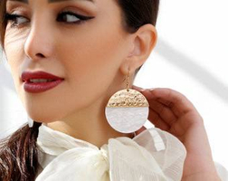 خرید گوشواره صدف طلایی 