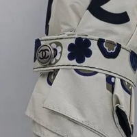 چتر اتوماتیک برند چنل CHANEL ضد باد با پارچه نانو و جعبه کادویی رنگ کرم نخودی