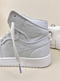کتونی ساقدار زنانه ایر جردن 1 1 NIKE AIR JORDAN کد 912