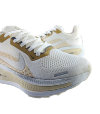 کفش رانینگ و اسپرت زنانه برند نایکی nike مدل پگاسوس کویر سفید کد 246