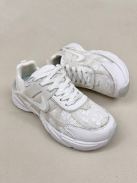 کتونی زنانه نایک  وی تو کی طرح گلدار   nike v2k Flowers Run Womans کد 1325