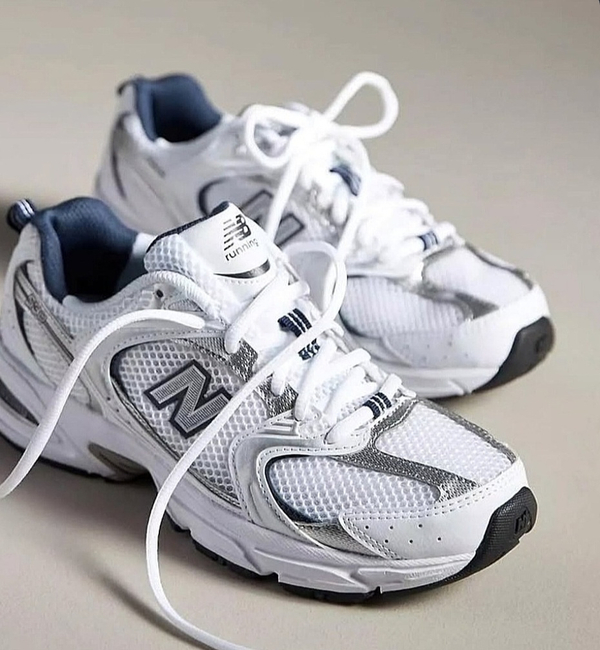 خرید  کتونی  زنانه نیو بالانس 530 رانینگ newbalance Running 